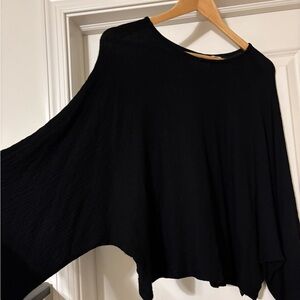 Gently Worn Maeve Wide Arm Top